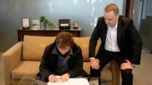 milei envió al congreso su reforma laboral