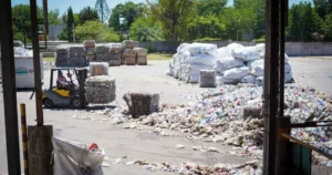 ecopek cerrará su planta de reciclaje en general pacheco