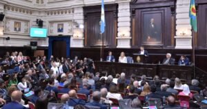 kicillof abrió el período de sesiones ordinarias con críticas al rumbo económico nacional