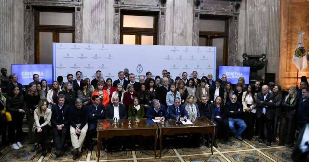 Inicio “no hay democracia plena con jueces parciales”
